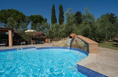 Peccioli Apartment | Nice apartment for 4 guests with pool, A/C, WIFI, TV, pets allowed and panoramic view