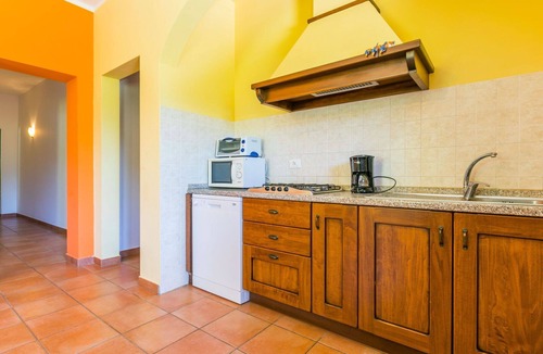 Montespertoli Villa | Nice apartment in villa for 6 people with WIFI, pool, TV, patio, pets allowed and panoramic view