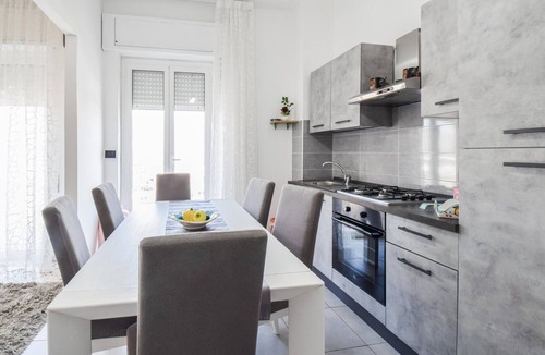 Mondragone Apartment | Nice apartment in Mondragone with WiFi