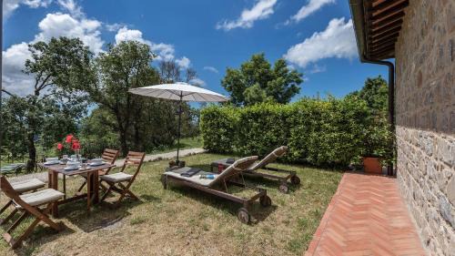 Roccalbegna Apartment | Noce