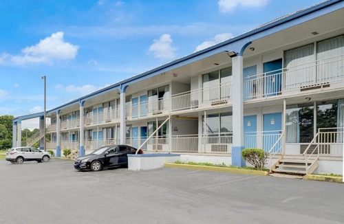 Denmark Hotel | Ole South Inn Jackson I 40 TN