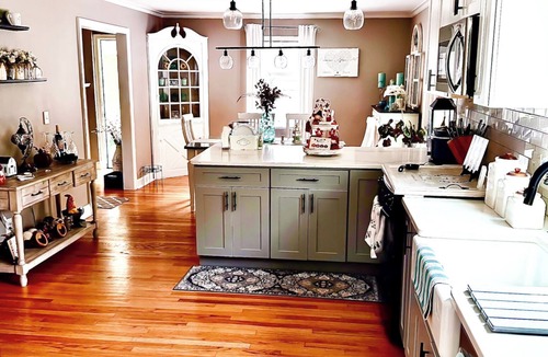 Rocky Hill House | One private bedroom with work space and shared home with spa.