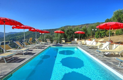 Montebonello Villa | Orciaia - Apartment with pool