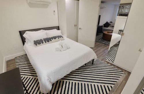 Mount Pleasant Apartment | Over on Oak St