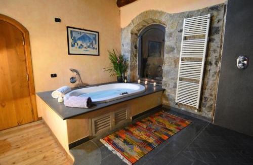 Bolsena Villa | Panoramic villa with pool-COLLINABLU