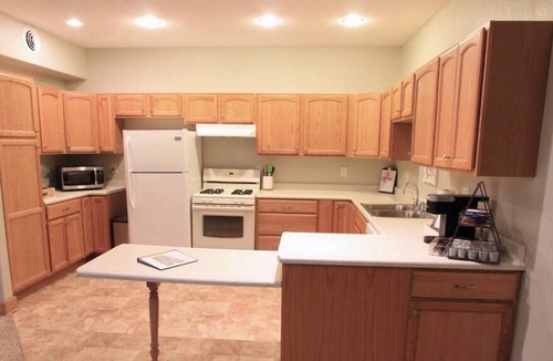 Middlebury Apartment | ⭐ Peaceful apt in the country-close to Shipshewana