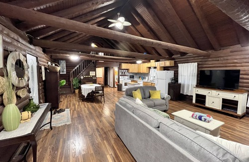 New Lisbon Cabin | Peaceful cabin on 10 acres w/pond - close to Prairie Creek Reservoir
