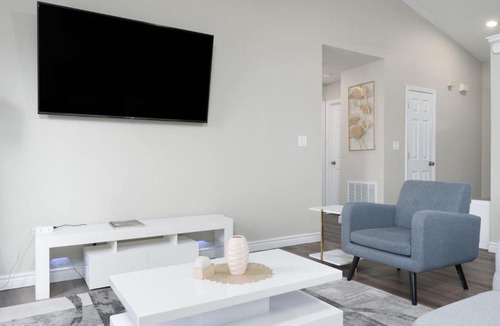 Avon House | Peaceful Modern Home near Avon