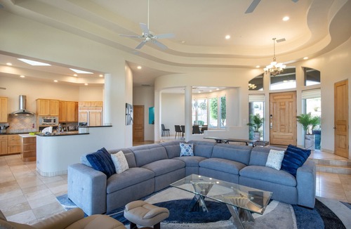 Fountain Hills Villa | Phoenix 17 - Three Bedroom Villa, Sleeps 8