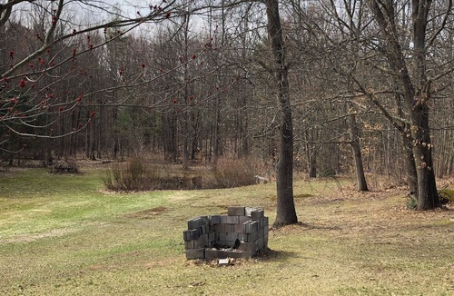 Town of Sullivan RV Rental | Pleasant Electric RV Camp Site 1 with WiFi in Chittenango