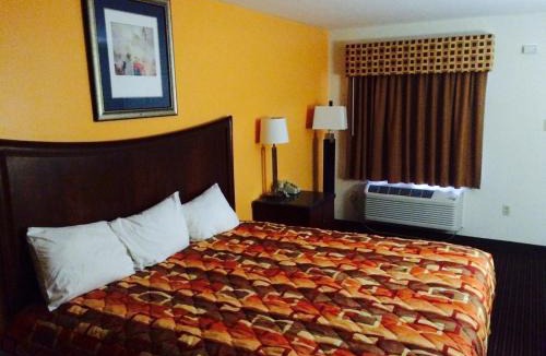 Williamstown Hotel | Plum Tree Inn