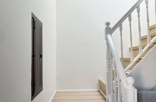 Inglefield Apartment | Princeton Suite 6 - KING 2BR/2BA