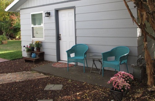 Walla Walla East Cottage | Private, comfortable, convenient home base for your adventures in Walla Walla