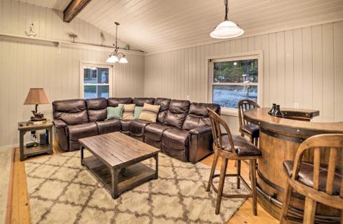 Benton House | Private Dock & Lake Access: Benton Family Home