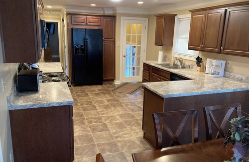 Middletown House | PRIVATE EXECUTIVE HOME 2 BR, COVERED PORCH, CLOSE TO PGA, EATS, SHOPS & XWAY