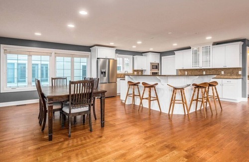 Howard House | Private Lakefront Home|Views, Dock, Hot Tub, Kayak