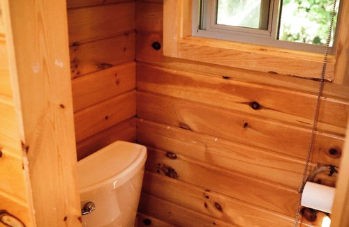 Stockwell Cabin | Private oasis - Tiny house on 60 acre Christmas tree farm