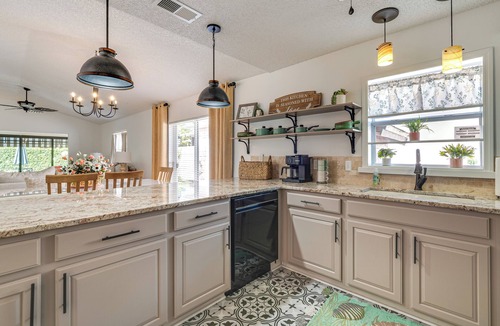 The Villages Villa | Private Pool & Golf Cart! Villa By Spanish Springs