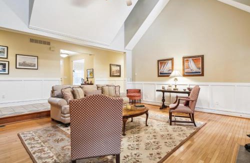 Easton House | Quailsar Farm