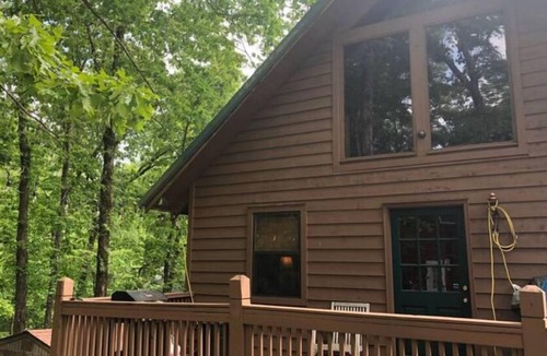 Counce Cabin | Quaint Cabin in the Trees!