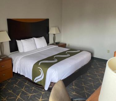 Spring Valley Hotel | Quality Inn Spring Valley - Nanuet