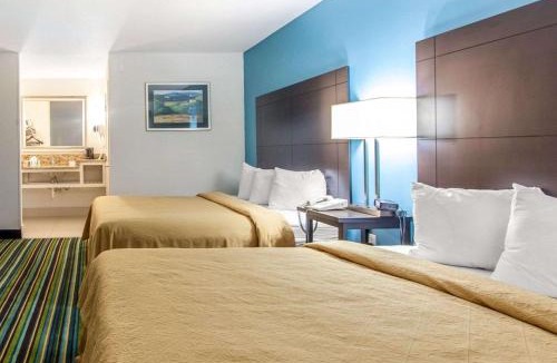 Jasper Hotel | Quality Inn & Suites Jasper - Kimball