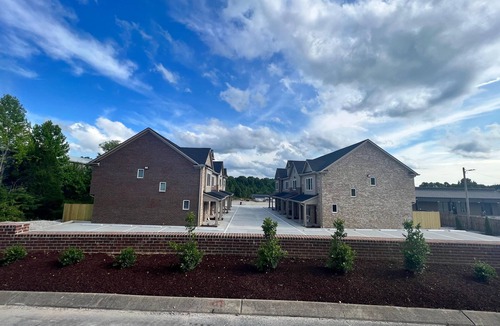 White Bluff House | Quiet, Comfort, Safety - 30 min from Nashville.