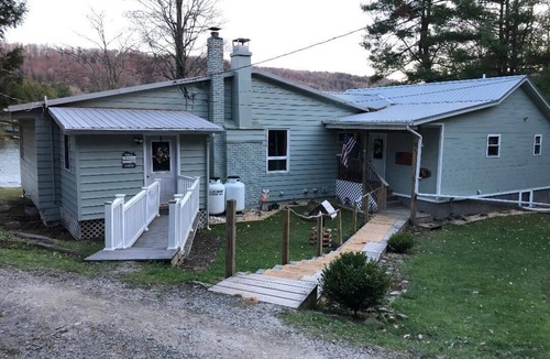 Montrose Cottage | Quiet Lakefront Retreat nestled in the woods.