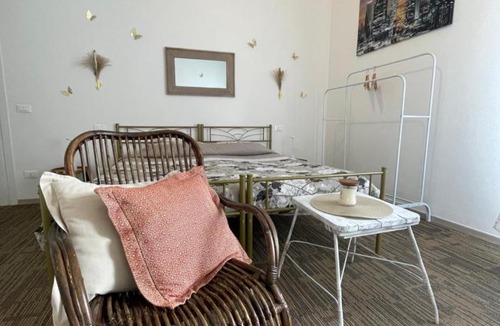 Buon Pastore-Sant'Agnese-San Damaso Bed & Breakfast | R&B MiDora Modena