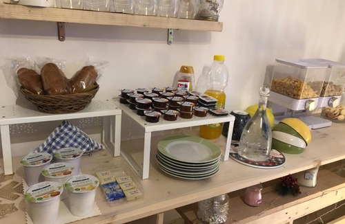 Buon Pastore-Sant'Agnese-San Damaso Bed & Breakfast | R&B MiDora Modena