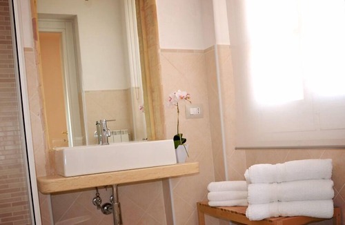 San Salvo Bed & Breakfast | Re Umberto B&B