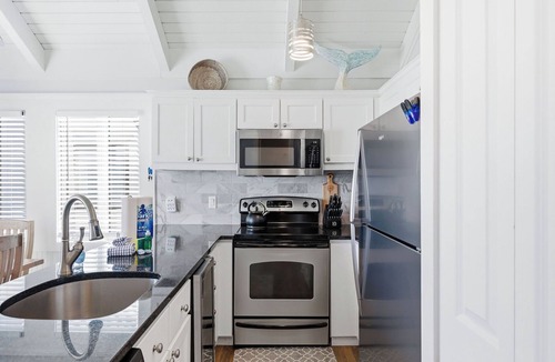 Bald Head Island Villa | Recently updated Villa near BHI Club, South Beach and shops