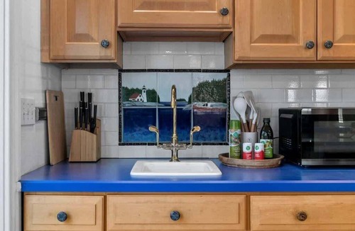 Branford House | Relax by the River ~ Branford Waterfront Home