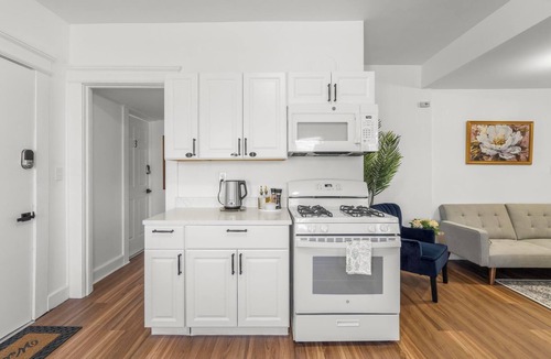 New Haven Apartment | Relaxing 3-bedroom apartment in New Haven