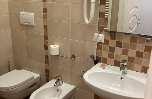 Avezzano House | Residence le Ginestre Apartment No. 4 Two-room apartment 2 beds