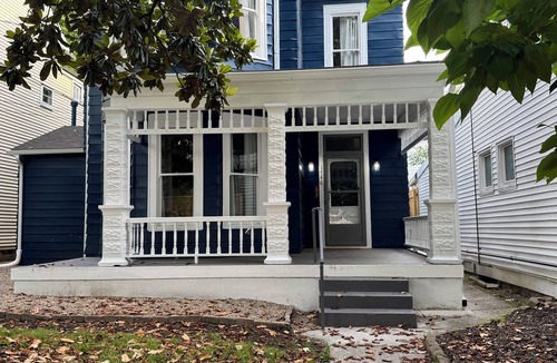 Clifton Condo | Retro 3BD 1Bath ideal loc