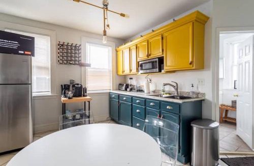 West End - West Side Apartment | Revamped 3BR Apt with Easy Check-In Family-Friendly