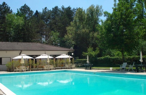 Costacciaro Resort | Rio Verde camping villaggio