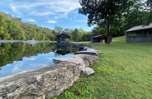 Keene Cabin | River Retreat: Private Cabin Getaway on the Bourbon Trail