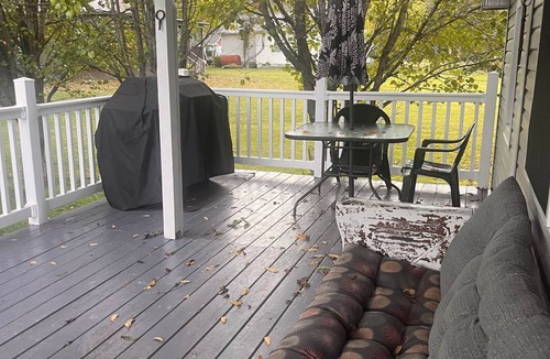 Meadow Bridge House | Riverfront Cabin - Steps Away from the New River