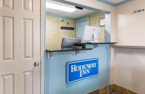 Cadiz Hotel | Rodeway Inn Cadiz