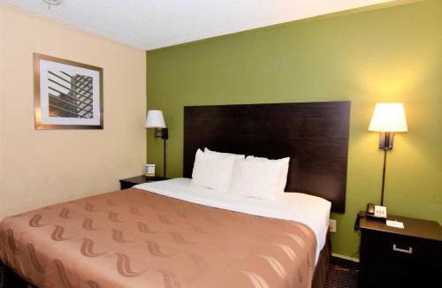 St. Andrews Hotel | Rodeway Inn Harbison Area