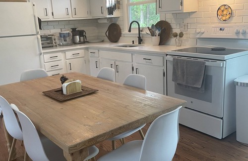 Town of Copake Cottage | Romantic Cottage in the Hudson Valley, near the town of Hudson