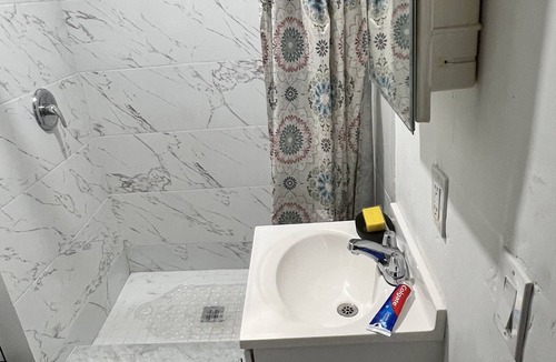 North Lauderdale Apartment | Romantic studio in North Lauderdale with your own kitchen, bathroom and bedroom.