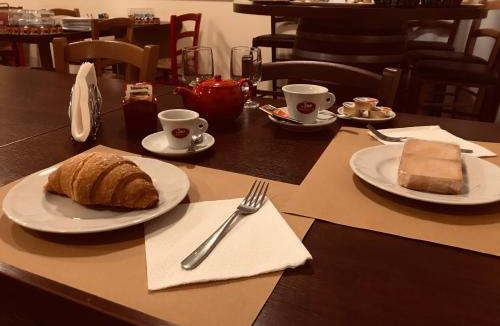 San Martino Bassa Bed & Breakfast | Rosso Di Sera