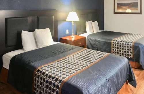 Circleville Hotel | Route23 inn