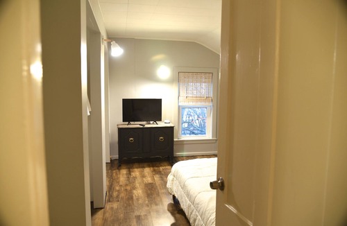 Crittenden House | Rustic home in Darien Center