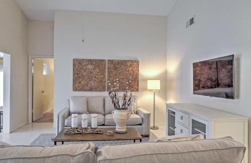 Jensen Beach House | 'Sand Dollar' Jenson Beach Home w/Pool Access!