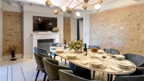 Castel San Pietro Terme Villa | SANTA MARIA MADDALENA 10, Emma Villas