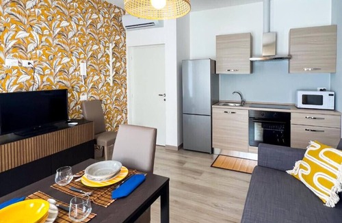 Marotta Apartment | SE048 - Marotta, new two-room apartment facing the sea